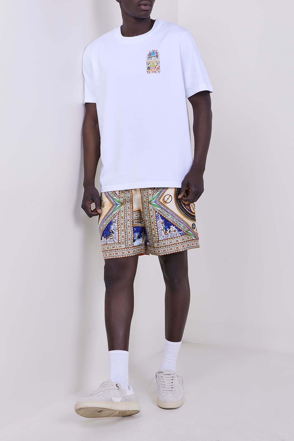 מכנסי משי קצרים